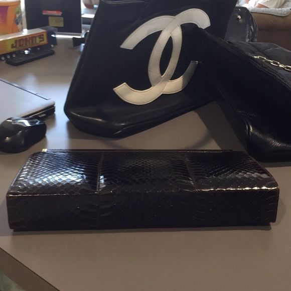 Handmade 🐍 skin clutch made in England - Picture 7 of 8